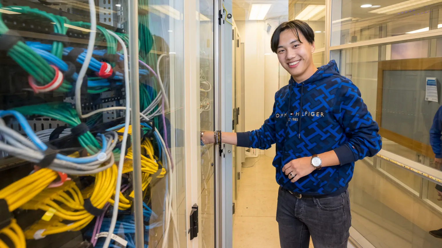 93b8b3c719dd01c26b3d0250953fc7fe7007f522